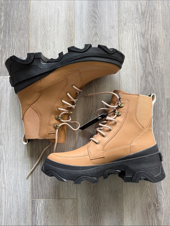 Sorel Shoes - ✨NWT✨Sorel Women's Brex Boot Lace, Size 9